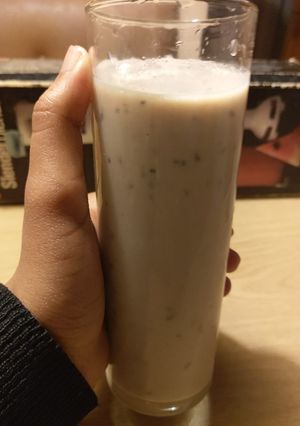 A picture of Banana smoothie.