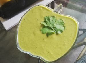 Una foto de Salsa verde en aceite
