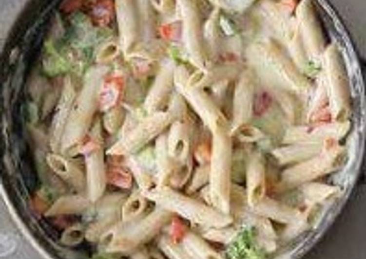 White Sauce Pasta