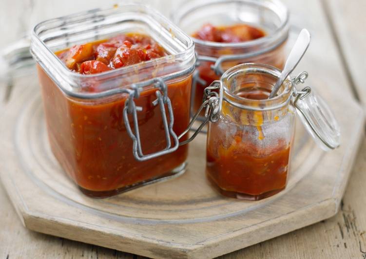 Step-by-Step Guide to Prepare Homemade Apple &amp; Chilli Chutney