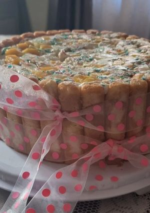 Une photo de Charlotte multifruit