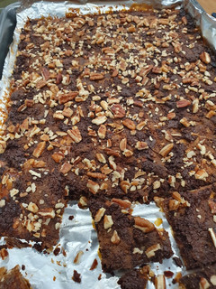 A picture of Chocolate Butterscotch Pecan Bark.