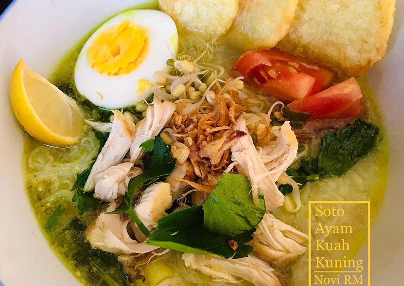 Soto Ayam Kuah Kuning