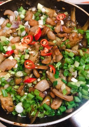 Hình của món Cá bóng kho tiêu.