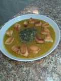 Potage de pois cassé aux croûtons