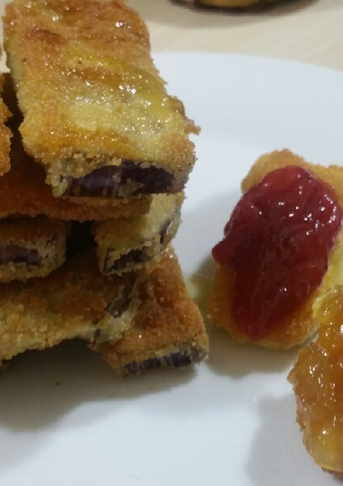 Una foto de Block and Block de berenjena con queso frito