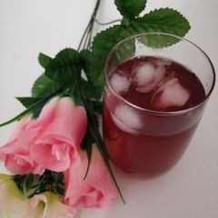 A picture of Pink lemonade.