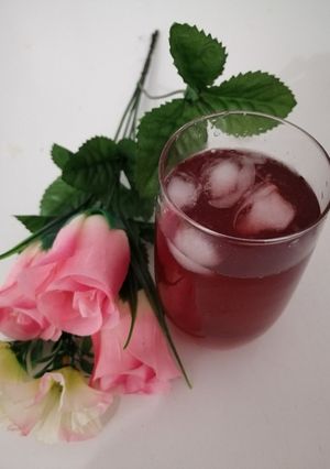 A picture of Pink lemonade.