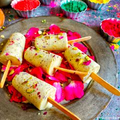 A picture of Thandai Kulfi.
