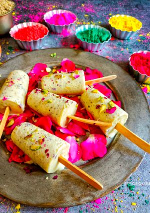 A picture of Thandai Kulfi.
