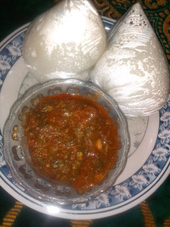 A picture of Tuwo da miyan taushe.