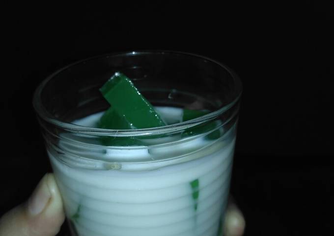 Minuman agar-agar yogurt simple