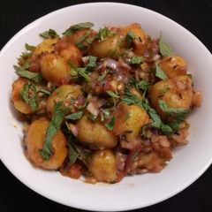 A picture of Aloo chat.