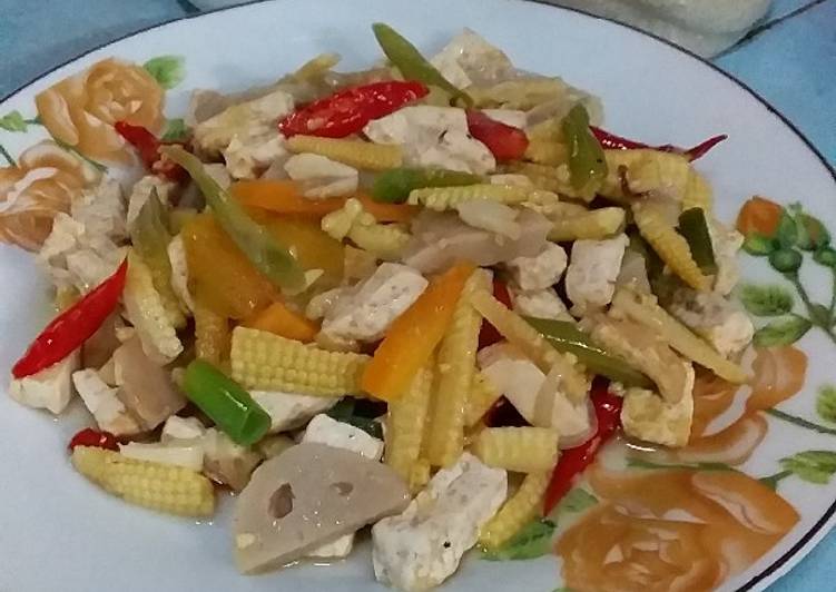 Langkah Mudah untuk Menyiapkan Tumis janggel ^putren ^utren ceria yang praktis