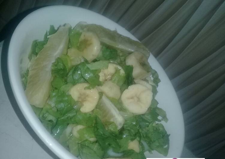 How to Prepare Appetizing Mixed lettuce with Orange and banana