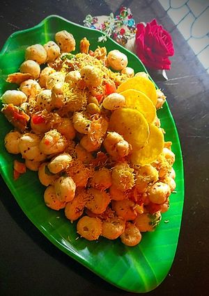 A picture of Makhana Chaat.