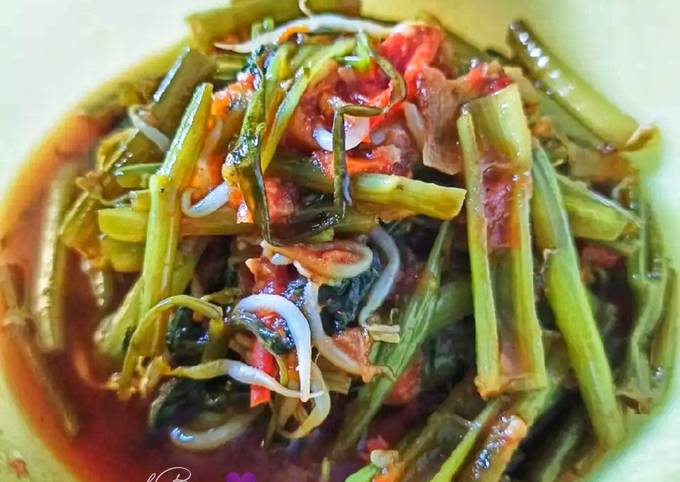 Mudah Banget Membuat Resep 338. Tumis Kangkung Kecambah Bumbu Ulek