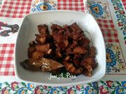 Una foto de chicharrones de panceta de cerdo