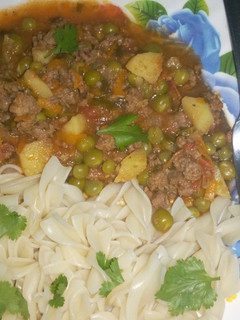 A picture of Macaroni & minced meat plus potatoes & peas Recipe.