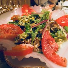 A picture of Salad Tsezar.