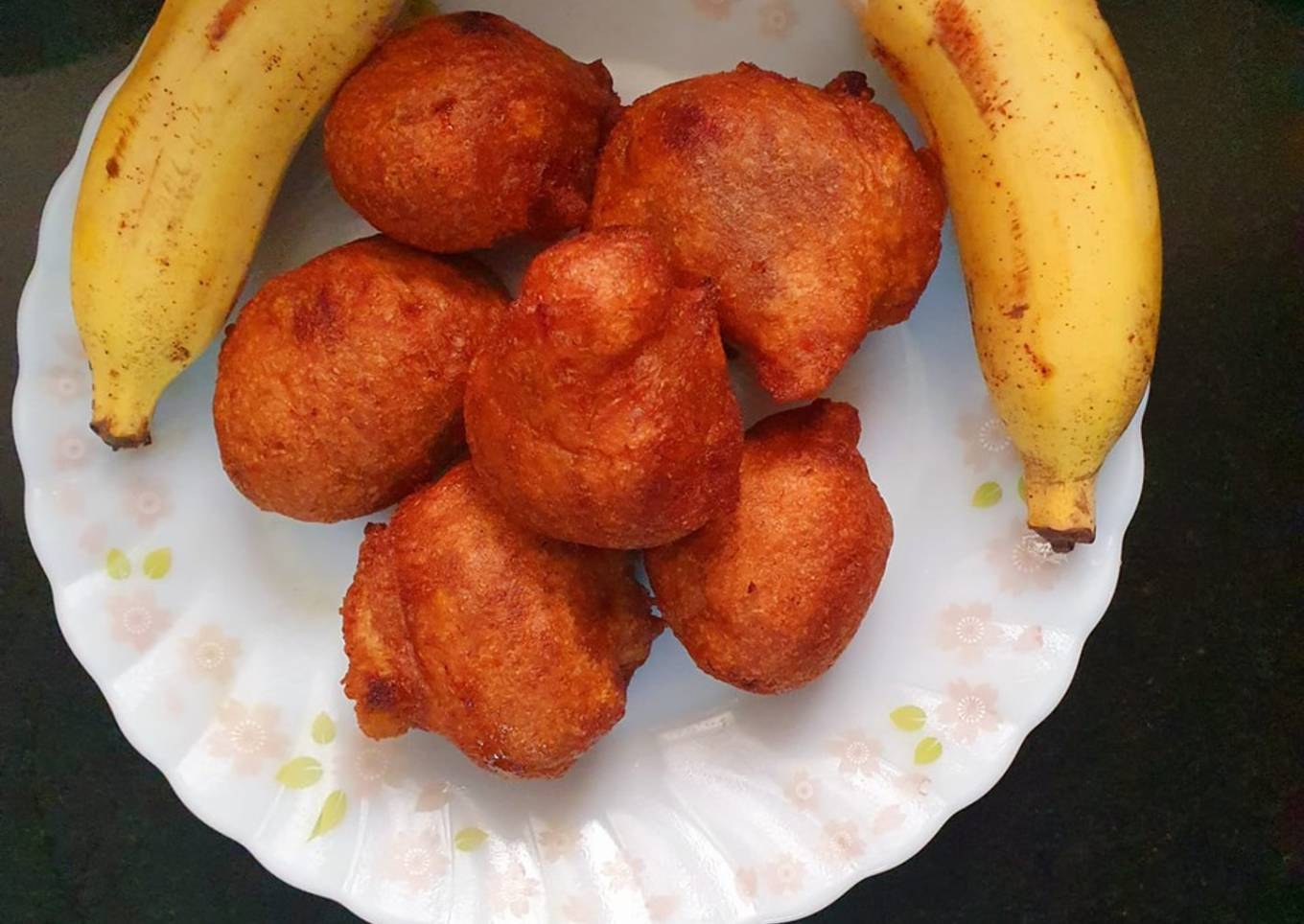 Banana sweet bajji