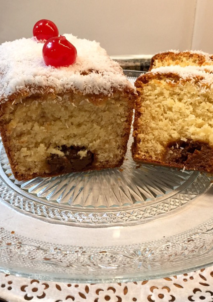 Una foto de Budín sin gluten, de coco y dulce de leche