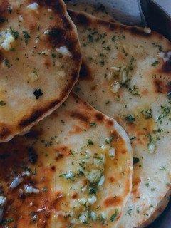 Foto de Naans de Alho e Coentros