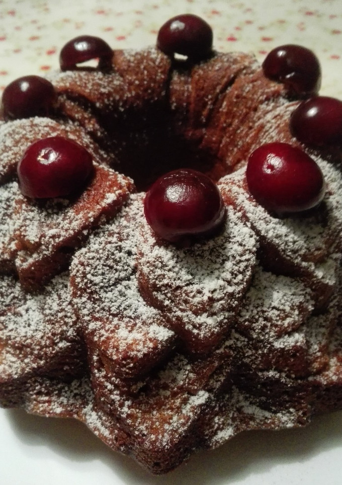 Una foto de Mi Bundt Cake con cerezas!!
