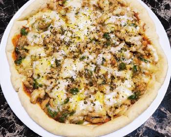 Popular Cuisine Pan pizza  Delicious Steady