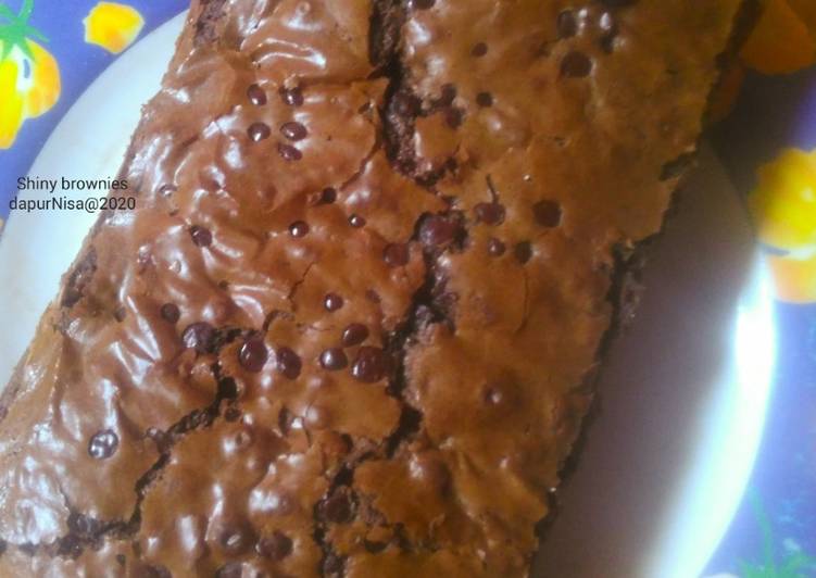 Resep Shiny brownies oven tangkring yang Sempurna