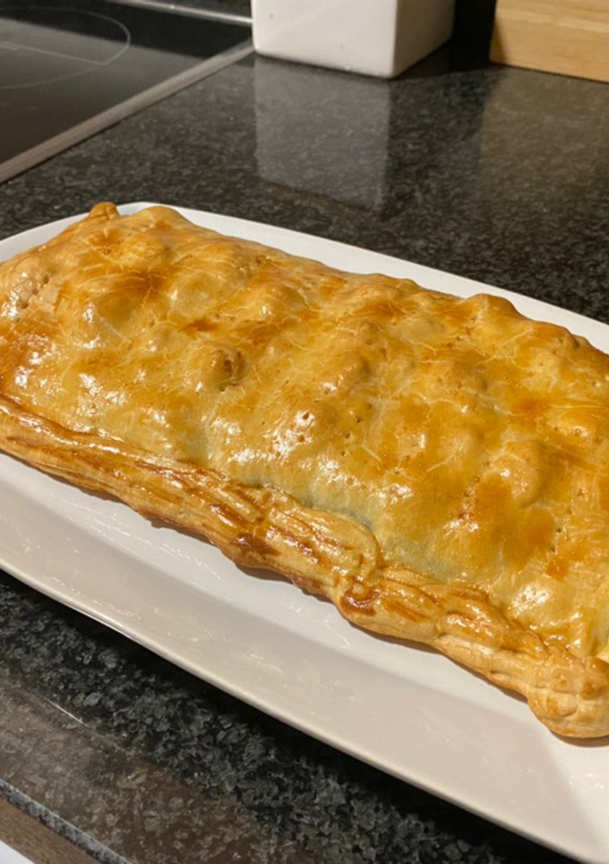Una foto de Empanada de espinacas, bacon y queso feta