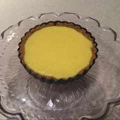 A picture of Key lime pie : ) : ).