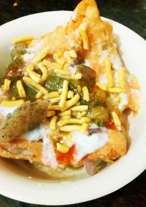 A picture of Samosa Chat.