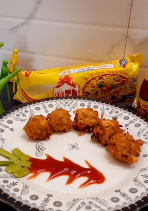 मैगी पोप (maggi pop recipe in Hindi) रेसिपी मुख्य फोटो