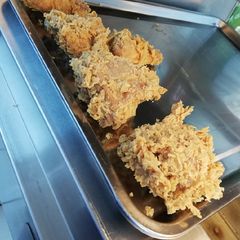 A picture of Crispy fried chicken.
