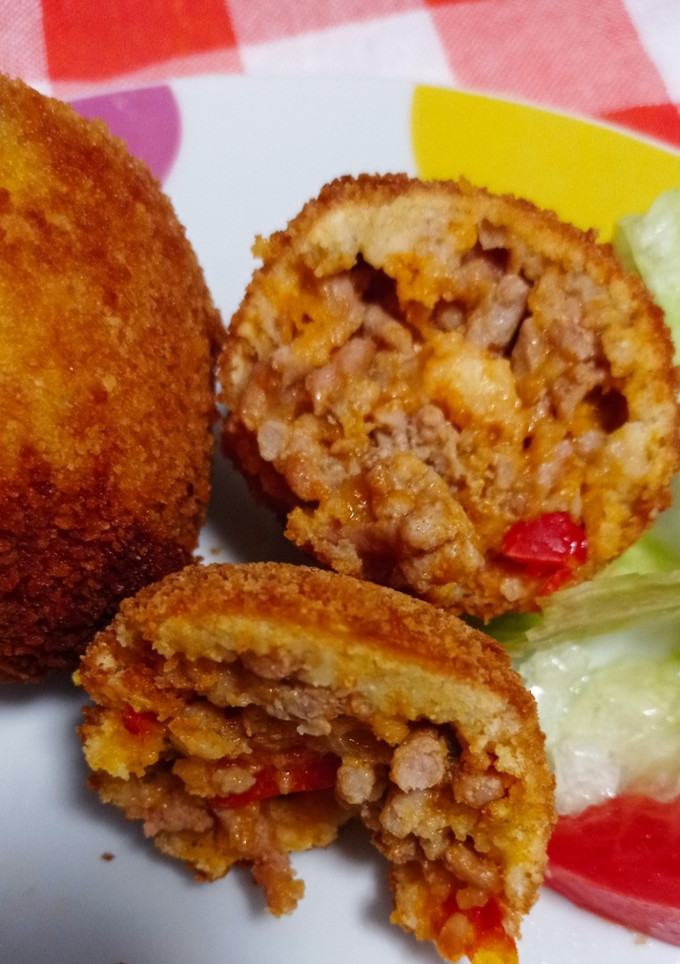 Una foto de Albóndigas de boloñesa 😋