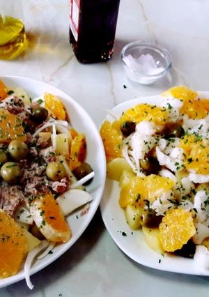 Una foto de Ensalada malagueña con atún o con bacalao
