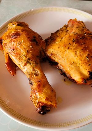 Una foto de Pollo dorado con mostaza 🍗