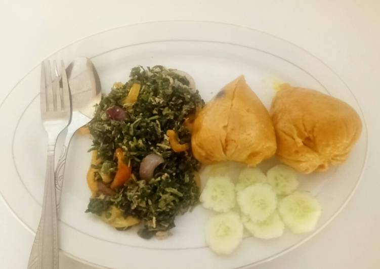 Easiest Way to Prepare Favorite Alale and spinach salad