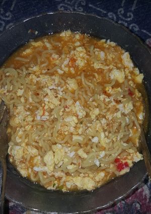 Foto resep Seblak mie telur