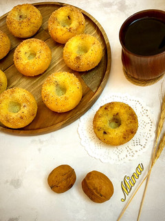 عکسی از دستور دونات کیک گردویی