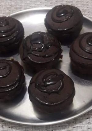चॉकलेट कप केक (chocolate cup cake recipe in Hindi) रेसिपी मुख्य फोटो