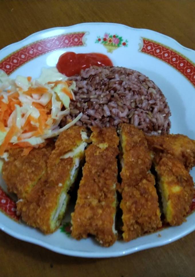 Resep 1. Chicken Katsu Salad Hokben oleh Puteri Sarah Ramdani - Cookpad