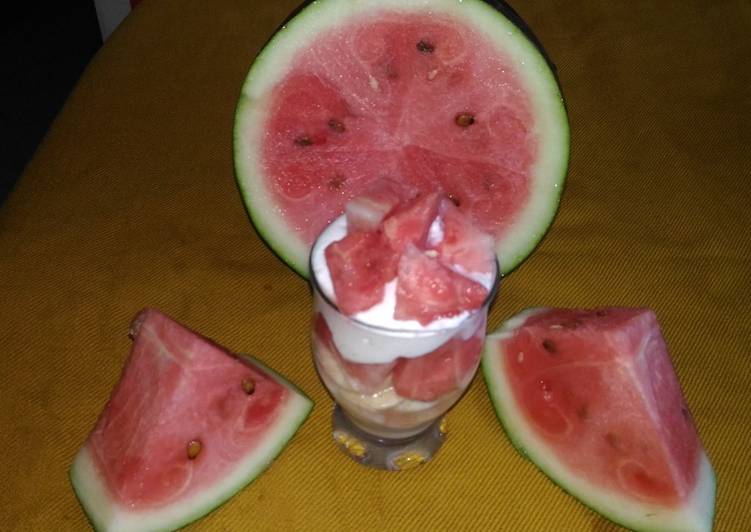 Recipe of Speedy Watermelon yogurt parfait
