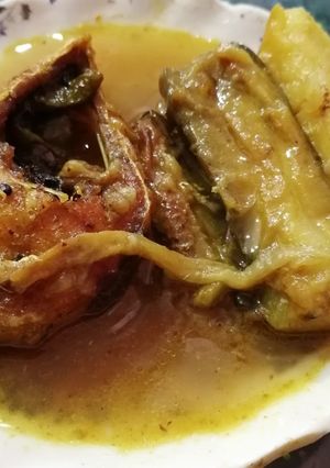 আলু - বেগুন দিয়ে ইলিশের ঝোল (aloo begun diye illisher jhol recipe in Bengali) রেসিপির প্রধান ছবি