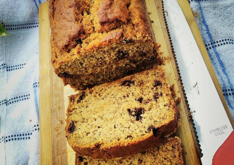 Banana bread with choco chip's #breakfastidearecipe