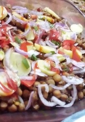 A picture of Black chana ki chaat.