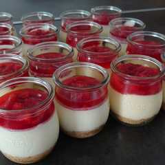 รูปของ No bake Strawberry Cheesecake
