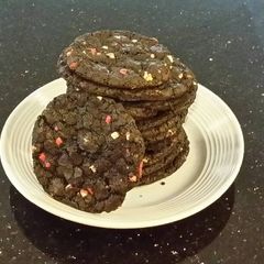 A picture of Milk Chocolate Mint Chip Cookies.