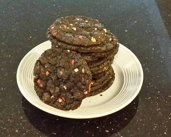 Fresh, Serving Recipe Milk Chocolate Mint Chip Cookies Delicious and Healthy